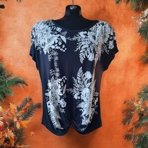 Edista Front Knot Floral Black & White Flowy Top